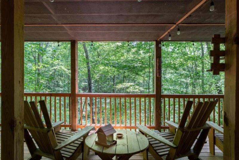 Vila Mountain Spirit Cabin - Fireplace And Hot Tub Blue Ridge Exteriér fotografie