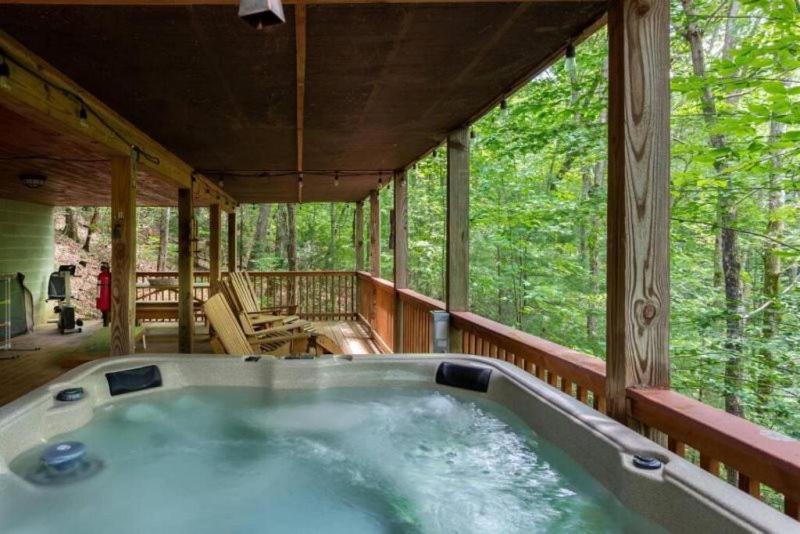 Vila Mountain Spirit Cabin - Fireplace And Hot Tub Blue Ridge Exteriér fotografie