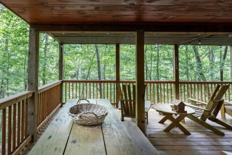 Vila Mountain Spirit Cabin - Fireplace And Hot Tub Blue Ridge Exteriér fotografie