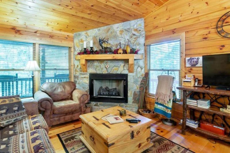Vila Mountain Spirit Cabin - Fireplace And Hot Tub Blue Ridge Exteriér fotografie
